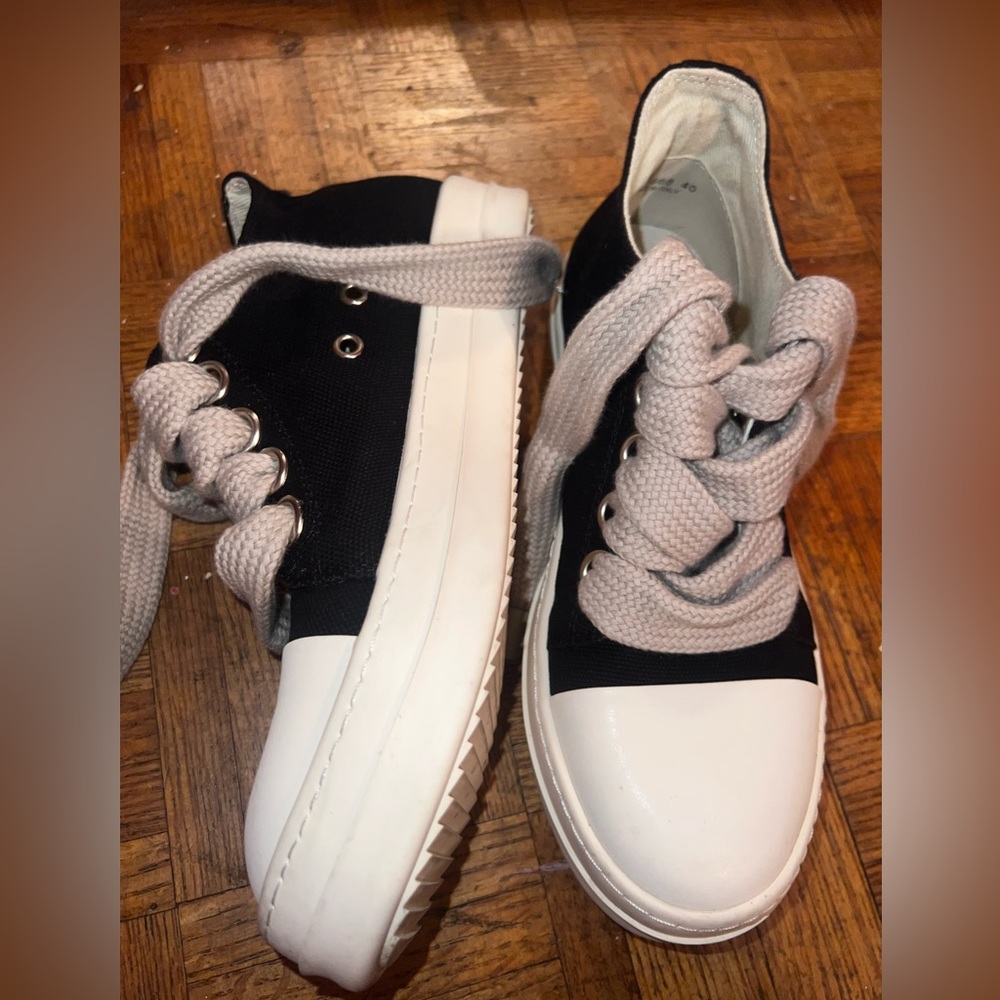 Low top Rick Owens Chucky Laces